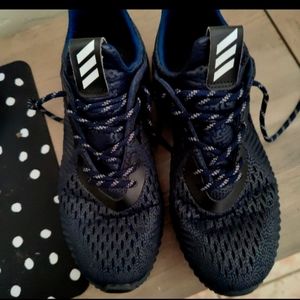 Adidas alpha bounce (8.5 mens)
